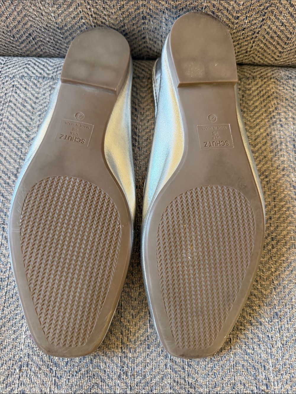 SCHUTZ ARISSA SILVER LEATHER BALLET FLAT SIZE: 9B - Picture 11 of 12